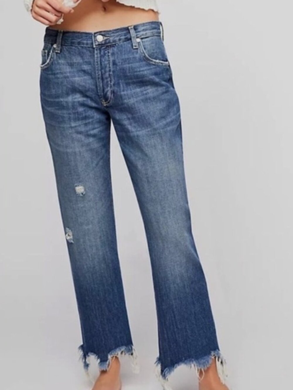 FREE PEOPLE We the Free Distressed Maggie Mid-Rise Straight-Leg Crop Jean